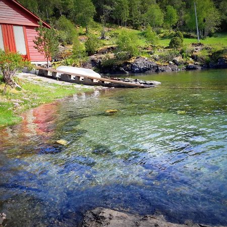 Holtarheim, Holidayhouse, Boat Included Eikefjord Kültér fotó