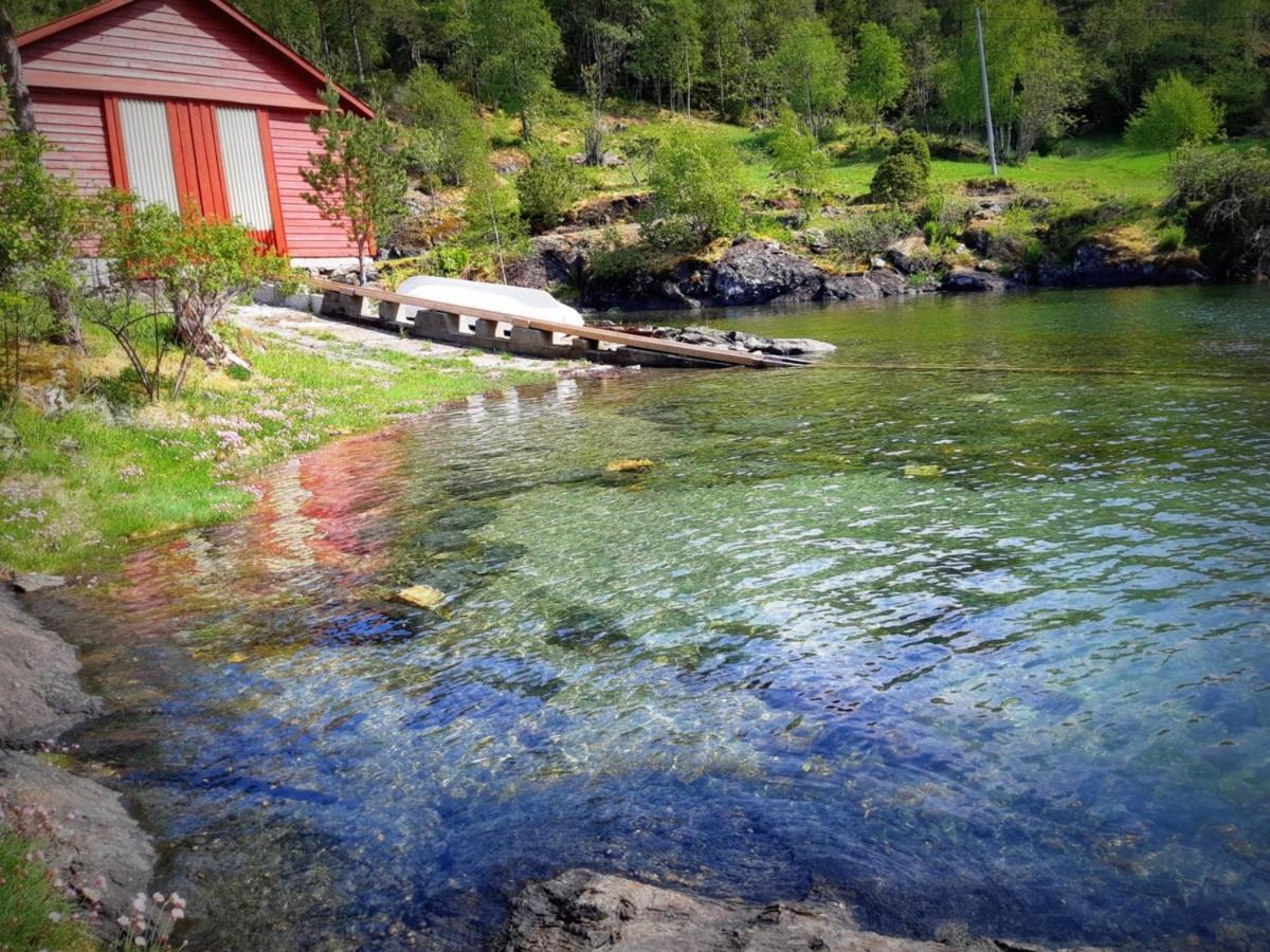 Holtarheim, Holidayhouse, Boat Included Eikefjord Kültér fotó